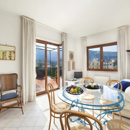 Apartment With Swimming Pool In *